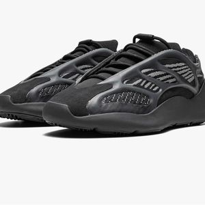 adidas Mens Yeezy 700 V3 GX6144